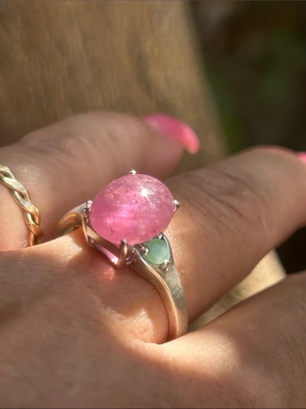 Stunning Sterling Silver Cabochon Ruby Emerald Ring Size 10